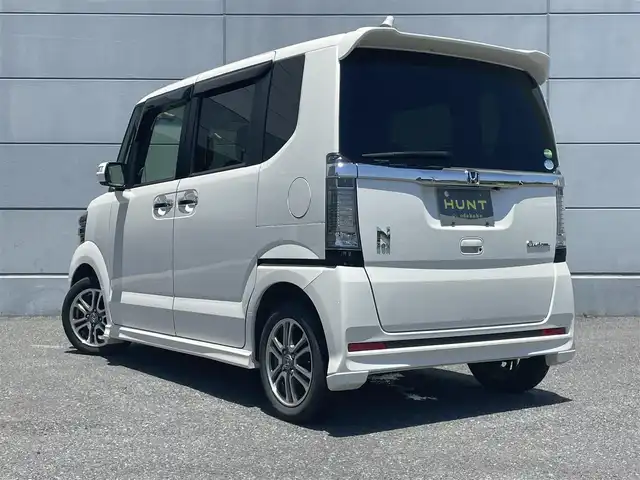 ホンダ Ｎ ＢＯＸ カスタム SSパッケージ 千葉県 2016(平28)年 5.6万km プレミアムホワイトパールⅡ 純正SDナビ(VXM-165VFi)/　フルセグ/BT/DVD/CD/ナビSD未確認/バックカメラ/ステアリングスイッチ/ETC/片側パワースライドドア/HIDヘッドライト/オートライト/フォグライト/純正フロアマット/純正AW