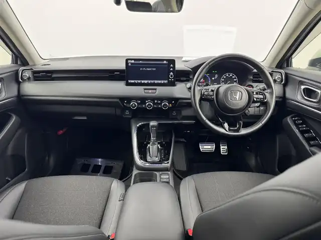 ホンダ ヴェゼル ハイブリッド e:HEV Z 愛知県 2021(令3)年 3.8万km プレミアムサンライトホワイトパール ・ワンオーナー/・ワイヤレス充電/・純正9インチナビ/・Bluetooth/・Apple CarPlay/・Android Auto/・バックカメラ/・ホンダセンシング/・衝突被害軽減システム/・コーナーセンサー/・クルーズコントロール/・ブラインドスポットモニター/・パドルシフト/・レーンキープアシスト/・オートマチックハイビーム/・オートライト/・LEDヘッドライト/・LEDフォグランプ/・ETC2.0/・シートヒーター/・ステアリングヒーター/・純正AW/・プッシュスタート/・スマートキー/・スペアキー
