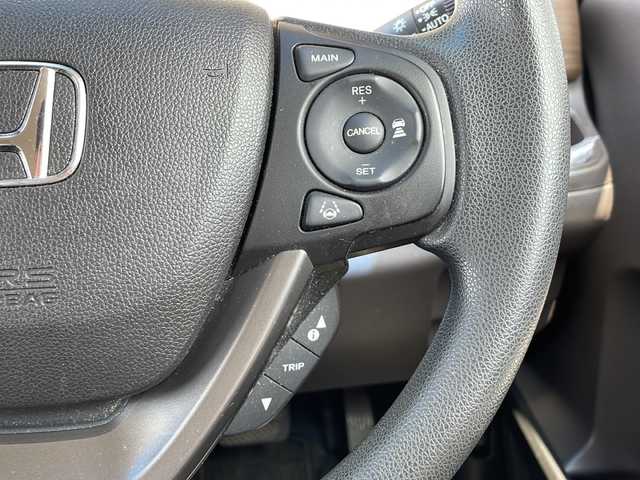 ホンダ フリード G ホンダセンシング 静岡県 2020(令2)年 6.4万km シーグラスブルーパール 【安全装備】/ホンダセンシング/アダプティブ・クルーズ・コントロール（ACC）/・作動車速域：約30km/hから100km/h間/車線維持支援システム（LKAS）/・作動車速：約65km/hから100km/h間/・ステアリング制御/衝突軽減ブレーキ（CMBS）/・歩行者検知機能/・作動車速：約80km/h未満時/・対向車車速：約30km/hから80km/h時/誤発進抑制機能（前進）/・ミリ波レーダー検知：作動車速10km/h未満/歩行者事故低減ステアリング/・作動車速10km/hから40km/h間/路外逸脱抑制機能/・作動車速：約60km/hから100km/h間/先行車発進お知らせ機能/標識認識機能/【主要装備】/両側パワースライドドア　/純正ナビ　/フルセグテレビ　/バックカメラ　/プッシュスタート　/スマートキー　/ＬＥＤヘッドライト　/ステアリングスイッチ　/ドライブレコーダー　/シートヒーター　/ＥＴＣ