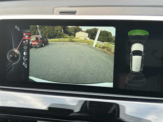 ＢＭＷ Ｘ１ xDrive 18d xライン 福岡県 2017(平29)年 6.4万km アルピンホワイトⅢ インテリジェントセーフティ/ハーフレザーシート/シートヒーター/純正ナビ　/バックカメラ/Bluetooth/パワーバックドア/オートライト　/フロントフォグランプ/リアフォグランプ　/ステアリングスイッチ/社外レーダー探知機　/純正１８インチアルミホイール/ミラー一体型ETC
