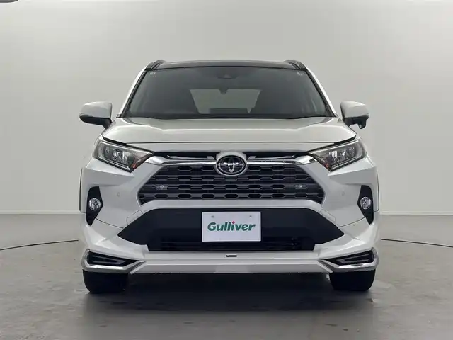 トヨタ ＲＡＶ４ G Zパッケージ 福井県 2019(令1)年 2.4万km ホワイトパールクリスタルシャイン ４WD/サンルーフ/ルーフレール/モデリスタアエロ（フロント・サイド・リア）/純正SD8インチナビ/型式：NSZT-Y68T/【AM/FM/CD/Bluetooth/フルセグTV】/バックカメラ/ビルトインETC2.0/トヨタセーフティセンス/衝突軽減ブレーキ/クルーズコントロール（追従有）/レーンキープアシスト/パワーシート（運転席）/シートヒーター（運転席/助手席）/ハンドルヒーター/デジタルインナーミラー/パワーバックドア/プッシュスタート/スマートキー/オートライト/LEDヘッドライド