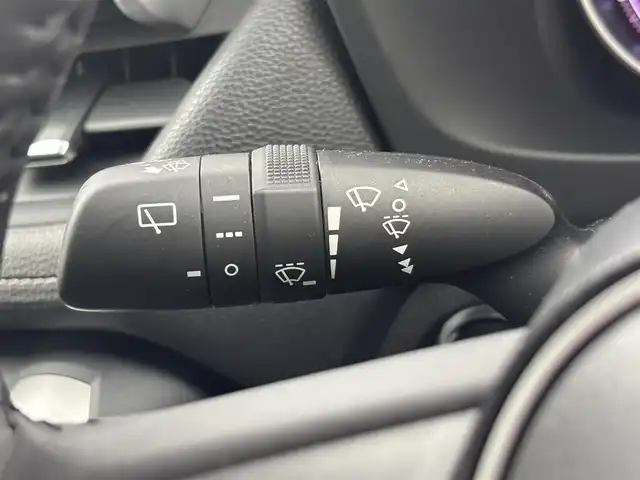 トヨタ ＲＡＶ４ G Zパッケージ 福井県 2019(令1)年 2.4万km ホワイトパールクリスタルシャイン ４WD/サンルーフ/ルーフレール/モデリスタアエロ（フロント・サイド・リア）/純正SD8インチナビ/型式：NSZT-Y68T/【AM/FM/CD/Bluetooth/フルセグTV】/バックカメラ/ビルトインETC2.0/トヨタセーフティセンス/衝突軽減ブレーキ/クルーズコントロール（追従有）/レーンキープアシスト/パワーシート（運転席）/シートヒーター（運転席/助手席）/ハンドルヒーター/デジタルインナーミラー/パワーバックドア/プッシュスタート/スマートキー/オートライト/LEDヘッドライド