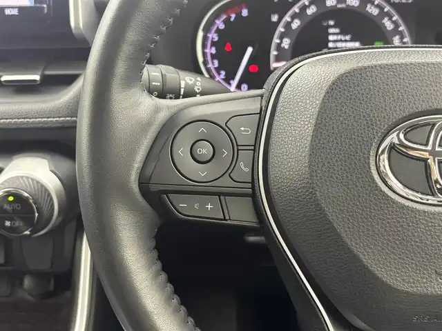 トヨタ ＲＡＶ４ G Zパッケージ 福井県 2019(令1)年 2.4万km ホワイトパールクリスタルシャイン ４WD/サンルーフ/ルーフレール/モデリスタアエロ（フロント・サイド・リア）/純正SD8インチナビ/型式：NSZT-Y68T/【AM/FM/CD/Bluetooth/フルセグTV】/バックカメラ/ビルトインETC2.0/トヨタセーフティセンス/衝突軽減ブレーキ/クルーズコントロール（追従有）/レーンキープアシスト/パワーシート（運転席）/シートヒーター（運転席/助手席）/ハンドルヒーター/デジタルインナーミラー/パワーバックドア/プッシュスタート/スマートキー/オートライト/LEDヘッドライド