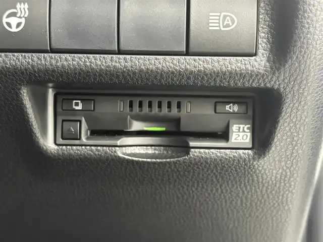 トヨタ ＲＡＶ４ G Zパッケージ 福井県 2019(令1)年 2.4万km ホワイトパールクリスタルシャイン ４WD/サンルーフ/ルーフレール/モデリスタアエロ（フロント・サイド・リア）/純正SD8インチナビ/型式：NSZT-Y68T/【AM/FM/CD/Bluetooth/フルセグTV】/バックカメラ/ビルトインETC2.0/トヨタセーフティセンス/衝突軽減ブレーキ/クルーズコントロール（追従有）/レーンキープアシスト/パワーシート（運転席）/シートヒーター（運転席/助手席）/ハンドルヒーター/デジタルインナーミラー/パワーバックドア/プッシュスタート/スマートキー/オートライト/LEDヘッドライド
