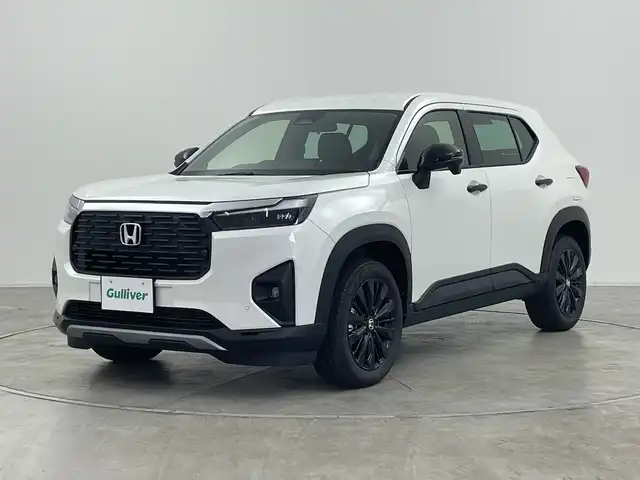 ホンダ ＷＲ－Ｖ Z ブラックスタイル 群馬県 2025(令7)年 0.1千km プラチナホワイトパール 登録済未使用車　ナビ　ハーフレザーシート　革巻きステアリング　パドルシフト　アダプティブクルーズコントロール　衝突被害軽減ブレーキ　ＬＥＤライト　オートハイビーム　純正ブラックアルミホイール　禁煙車
