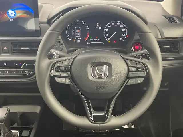 ホンダ ＷＲ－Ｖ Z ブラックスタイル 群馬県 2025(令7)年 0.1千km プラチナホワイトパール 登録済未使用車　ナビ　ハーフレザーシート　革巻きステアリング　パドルシフト　アダプティブクルーズコントロール　衝突被害軽減ブレーキ　ＬＥＤライト　オートハイビーム　純正ブラックアルミホイール　禁煙車