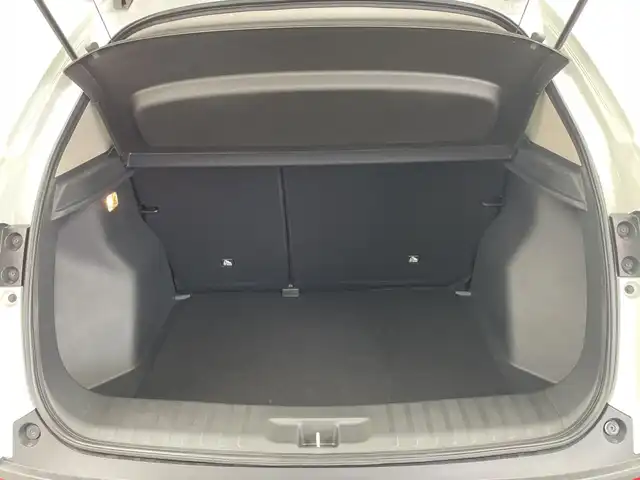ホンダ ＷＲ－Ｖ Z ブラックスタイル 群馬県 2025(令7)年 0.1千km プラチナホワイトパール 登録済未使用車　ナビ　ハーフレザーシート　革巻きステアリング　パドルシフト　アダプティブクルーズコントロール　衝突被害軽減ブレーキ　ＬＥＤライト　オートハイビーム　純正ブラックアルミホイール　禁煙車