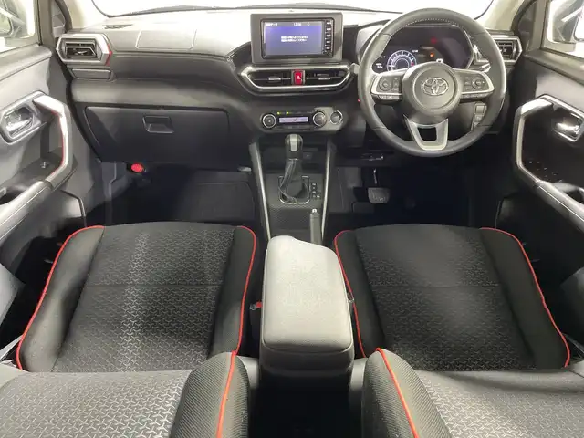 トヨタ ライズ Z 神奈川県 2020(令2)年 1.9万km シャイニングホワイトパール トヨタスマートアシスト/純正7型SDナビゲーション【NSCN-W68】/・Bluetooth CD SD AUX/パノラミックビューモニター/モデリスタエアロ/ブラインドスポットモニター/MTモード/シートヒーター(D/N)/ビルトインETC/ドライブレコーダー/アイドリングストップ機能/コーナーセンサー/スマートキー/プッシュスタートボタン/スペアキー/革巻きステアリング/ステアリングスイッチ/Autoライト/シートリフター/LEDヘッドライト/フォグランプ/電動格納ミラー/ウィンカーミラー/純正フロアマット/純正ドアバイザー/純正17インチアルミホイール