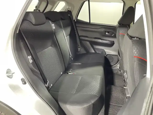 トヨタ ライズ Z 神奈川県 2020(令2)年 1.9万km シャイニングホワイトパール トヨタスマートアシスト/純正7型SDナビゲーション【NSCN-W68】/・Bluetooth CD SD AUX/パノラミックビューモニター/モデリスタエアロ/ブラインドスポットモニター/MTモード/シートヒーター(D/N)/ビルトインETC/ドライブレコーダー/アイドリングストップ機能/コーナーセンサー/スマートキー/プッシュスタートボタン/スペアキー/革巻きステアリング/ステアリングスイッチ/Autoライト/シートリフター/LEDヘッドライト/フォグランプ/電動格納ミラー/ウィンカーミラー/純正フロアマット/純正ドアバイザー/純正17インチアルミホイール