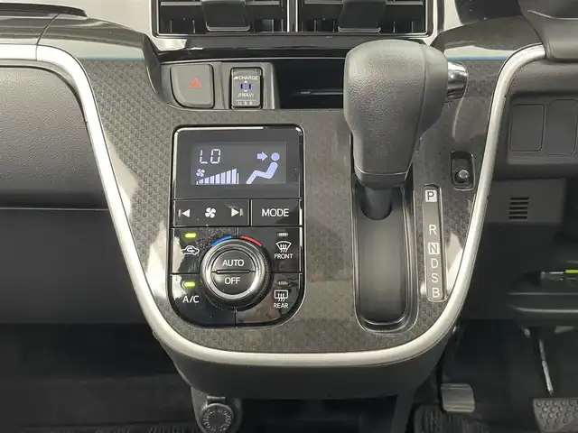 ダイハツ ムーヴ カスタム X LTDⅡ SAⅢ 大分県 2020(令2)年 4.9万km レーザーブルークリスタルシャイン スマートアシストIII/・衝突軽減ブレーキ/・車線逸脱警報機能/・誤発進抑制/・先行車発進お知らせ機能/・オートハイビーム/純正ナビ/（フルセグ/CD/DVD/Bluetooth）/全方位カメラ/シートヒーター/ETC/前方ドライブレコーダー/オートライト/LEDヘッドライト/ステアリングスイッチ/スマートキー・プッシュスタート/保証書・取扱説明書