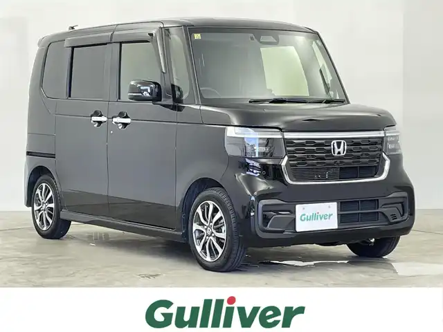 ホンダ Ｎ ＢＯＸ カスタム 千葉県 2023(令5)年 1.6万km クリスタルブラックパール ホンダセンシング/●衝突軽減ブレーキ（CMBS）/●先行車発進お知らせ機能/●標識認識機能/●渋滞追従機能付アダプティブクルーズコントロール（ACC）/●車線維持支援システム（LKAS）/●誤発進抑制機能/●後方誤発進抑制機能/●近距離衝突軽減ブレーキ/●急アクセル抑制機能/純正ナビ/フルセグTV　BT AM FM CD DVD/両側電動スライドドア/シートヒーター/LEDヘッドライト/ETC/電子パーキング/ブレーキホールド