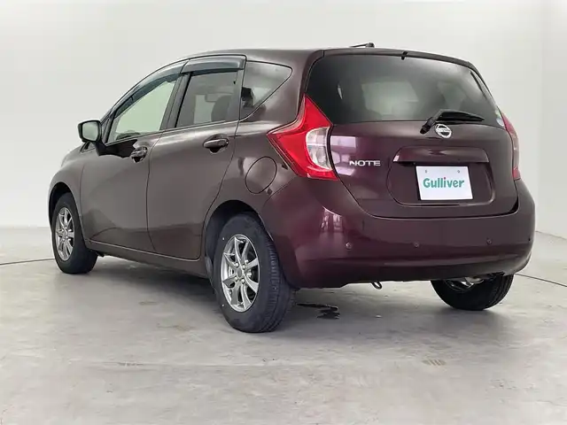 日産 ノート XVセレ +セーフⅡ 福井県 2016(平28)年 5.8万km フランボワーズレッド 純正ナビ　型式：MM316D-W/【AM/FM/CD/Bluetooth/フルセグTV】/アラウンドビューモニター/ETC/プッシュスタート/スマートキー/スペアキー/オートライト/LEDヘッドライド/フロアマット/ドアバイザー/衝突軽減ブレーキ