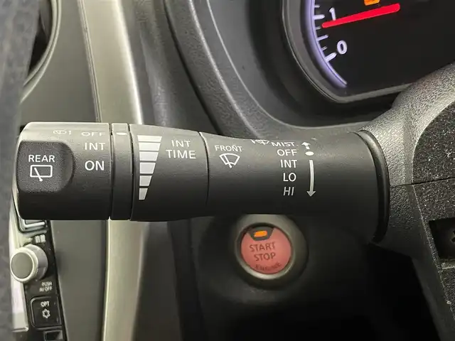 日産 ノート XVセレ +セーフⅡ 福井県 2016(平28)年 5.8万km フランボワーズレッド 純正ナビ　型式：MM316D-W/【AM/FM/CD/Bluetooth/フルセグTV】/アラウンドビューモニター/ETC/プッシュスタート/スマートキー/スペアキー/オートライト/LEDヘッドライド/フロアマット/ドアバイザー/衝突軽減ブレーキ
