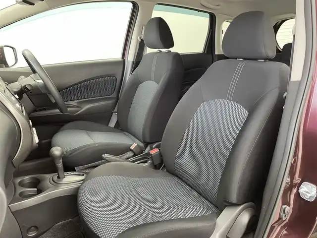 日産 ノート XVセレ +セーフⅡ 福井県 2016(平28)年 5.8万km フランボワーズレッド 純正ナビ　型式：MM316D-W/【AM/FM/CD/Bluetooth/フルセグTV】/アラウンドビューモニター/ETC/プッシュスタート/スマートキー/スペアキー/オートライト/LEDヘッドライド/フロアマット/ドアバイザー/衝突軽減ブレーキ