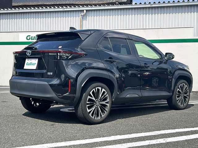 トヨタ ヤリスクロス ハイブリッド Z 佐賀県 2020(令2)年 7.1万km ブラックマイカ 純正ナビ/Bluetooth/USB/T-connect/クルーズコントロール/レーンアシスト/横滑り防止/盗難防止装置/衝突被害軽減システム/オートライト/オートマチックハイビーム/コーナーセンサー/バックカメラ/パワーシート/シートヒーター/ETC/スペアキー1本/取扱説明書/保証書