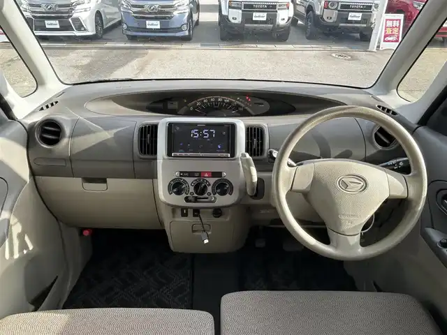 ダイハツ タント L 富山県 2013(平25)年 5.8万km ブラックマイカメタリック 社外ナビ（AndroidAuto／ワンセグTV／DVD再生機能／CD再生機能）/片側イージークローザードア/フルフラットシート/ベンチシート/アイドリングストップ/盗難防止機能/純正アルミホイール【１４インチ】