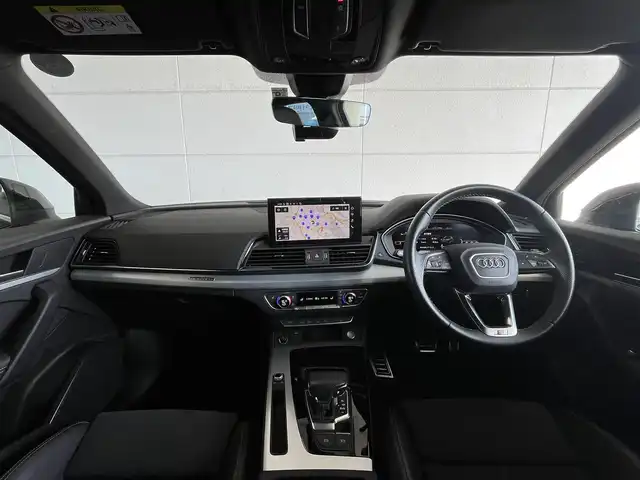 アウディ Ｑ５ 40TDIクワトロ Sライン 山形県 2022(令4)年 2.5万km 黒 純正ナビ/360°カメラ/バーチャルコックピット/レーンキープアシスト/パークアシスト/ブラインドスポットモニター/アダプティブクルーズコントロール/パドルシフト/ミラーヒーター/シートヒーター/電動リアゲート/フットオープナー/コーナーセンサー