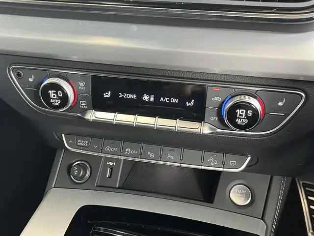 アウディ Ｑ５ 40TDIクワトロ Sライン 山形県 2022(令4)年 2.5万km 黒 純正ナビ/360°カメラ/バーチャルコックピット/レーンキープアシスト/パークアシスト/ブラインドスポットモニター/アダプティブクルーズコントロール/パドルシフト/ミラーヒーター/シートヒーター/電動リアゲート/フットオープナー/コーナーセンサー