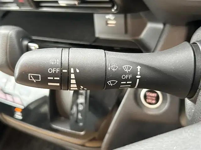 日産 ルークス ハイウェイスター Gターボ 香川県 2021(令3)年 1.4万km フローズンバニラパール 純正9インチメモリーナビ/→AM/FM/CD/DVD/Bluetooth/フルセグTV/アラウンドビューモニター/レザー調シートカバー/片側パワースライドドア/LEDヘッドライト/アイドリングストップ/衝突軽減ブレーキ/ETC/ドライブレコーダー/コーナーセンサー/革巻きステアリング/ステアリングスイッチ/サンシェード/純正15インチアルミホイール/純正フロアマット/プッシュスタート/スマートキー/サーキュレーター