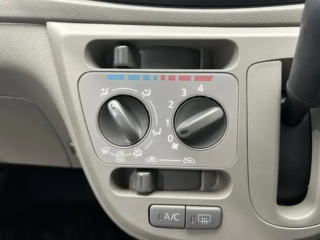 ダイハツ ミラ イース L スマートセレクションSA 鹿児島県 2015(平27)年 12.3万km プラムブラウンクリスタルマイカ スマートアシスト　/衝突被害軽減システム　/純正オーディオ(CD/AM/FM/AUX)　/アイドリングストップ　/横滑り防止機能　/純正フロアマット　/純正ドアバイザー　/シートカバー　/ＥＴＣ　/禁煙