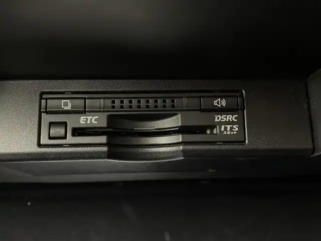 レクサス ＮＸ 200t Iパッケージ 埼玉県 2016(平28)年 4.9万km グラファイトブラックガラスフレーク 純正ナビ　Ｂｌｕｅｔｏｏｔｈ　ＣＤ／ＤＶＤ　バックカメラ　サイドカメラ　シートヒーター　レザーシート　レーダークルーズコントロール　メモリー付パワーシート ドライブレコーダー 衝突軽減システム ETC