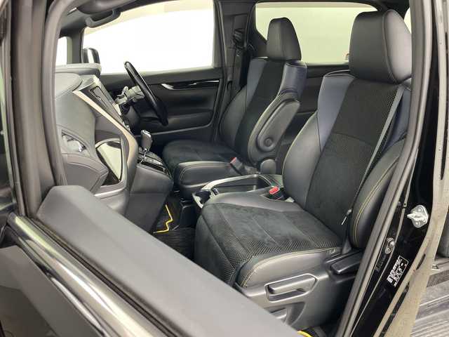 トヨタ ヴェルファイア 2.5Z Aエディデョン ゴールデンアイズ 道央・札幌 2017(平29)年 4.9万km ブラック ・４WD/・寒冷地仕様/・純正ナビ(CD&DVD&BT&TV)/・バックカメラ/・純正フリップダウンモニター/・両側パワースライドドア/・ウッドコンビステアリング/・ステアリングスイッチ/・クルーズコントロール/・パワーバックドア/・クリアランスソナー/・ドアミラーヒーター/・社外ドラレコ/・社外ビルトインETC/・アイドリングストップ/・LEDヘッドライト/・社外フォグランプ/・オートライト/・純正18インチAW