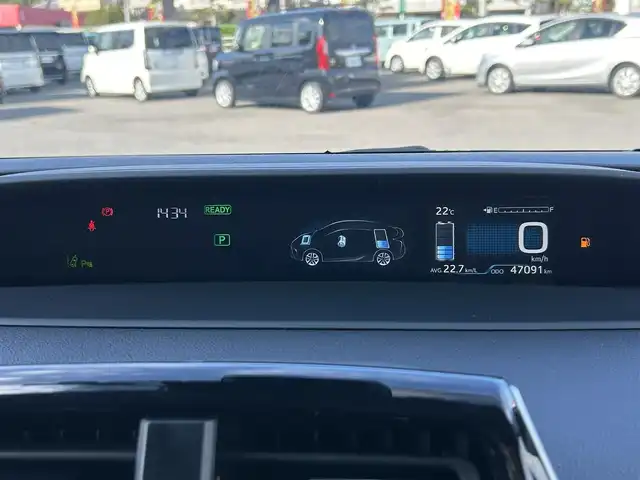 トヨタ プリウス A ツーリングセレクション 岡山県 2019(平31)年 4.7万km パール 9インチ社外ナビ/FM/AM/Bluetooth/iPod/HDMI/Blu-rayDisc接続可能/TRDフロントエアロパーツ/LEDヘッドライト/車両接近通報装置/トヨタセーフティセンス/ヘッドアップディスプレイ/フルセグテレビ/ETC/前方ドライブレコーダー/運転席パワーシート/シートヒーター/EVモード/ドライブモード/コーナーセンサー/純正アルミホイール