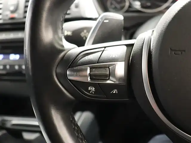 ＢＭＷ ３２０ｉ ツーリング Mスポーツ 静岡県 2017(平29)年 2.6万km サファイアブラックP 純正ナビ/Bluetooth/パワーシート/バックモニター/クルーズコントロール/ETC/インテリジェントセーフティ/車線変更警告/車線逸脱警告/スマートキー/プッシュスタート/オートライト/オートエアコン/ルーフレール