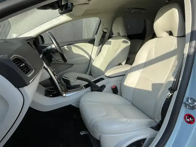 ボルボ Ｖ４０ D4 インスクリプション 長野県 2017(平29)年 4.3万km 青 レザーシート /純正ナビ /Pシート（D席/N席） /シートヒーター（D席/N席）/ACC /LKA /BSM /パドルシフト /プッシュスタート /ETC