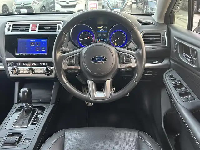 スバル アウトバック リミテッド 富山県 2014(平26)年 6万km ヴェネチアンレッドパール 4WD/社外ナビ/フルセグテレビ/Bluetooth/CD/DVD/バックカメラ/パワーバックドア/パワーシート/メモリーシート/シートヒーター/サンルーフ/クルーズコントロール/レーンアシスト/パドルシフト/ETC/LEDヘッドライト/スマートキー/オートライト/ルーフレール