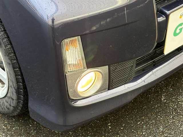 ダイハツ ムーヴ カスタム X 岩手県 2013(平25)年 13.2万km アーバンナイトブルークリスタルメタリック 禁煙車/4WD/社外ディスプレイオーディオ/→FH-8500DVS/→Bluetooth/CD/DVD/FM/AM/バックカメラ/オートライト/LEDヘッドライト/フォグライト/〇プッシュスタート/〇電動格納ミラー/〇ウィンカーミラー/〇ドアバイザー/〇フロアマット/〇シガーソケット/室内灯LED