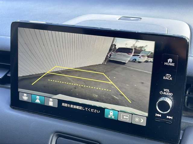 ホンダ ヴェゼル ハイブリッド 長野県 2023(令5)年 3.2万km プレミアムサンライトホワイトパール 純正メーカーナビフルセグＴＶ/バックカメラ/ＥＴＣ２．０/パワーバックドア/ハーフレザーシート/シートヒーター/ステアリングヒーター/純正１８インチアルミ/レーダークルーズコントロール/パーキングセンサー/保証書/スペアキー