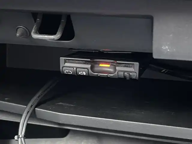 日産 セレナ ハイウェイスター Sハイブリッド 佐賀県 2012(平24)年 13.5万km エターナルスノーホワイト 純正SDナビゲーション/・フルセグTV/CD/DVD/SD/USB/Bluetooth/バックカメラ/ETC/クルーズコントロール/横滑り防止装置/片側パワースライドドア/後席エアコン/後席サンシェード/ISOFIX対応/革巻きステアリング/純正16インチアルミホイール/純正キセノンヘッドライト/純正フォグランプ/純正フロアマット/純正ドアバイザ―