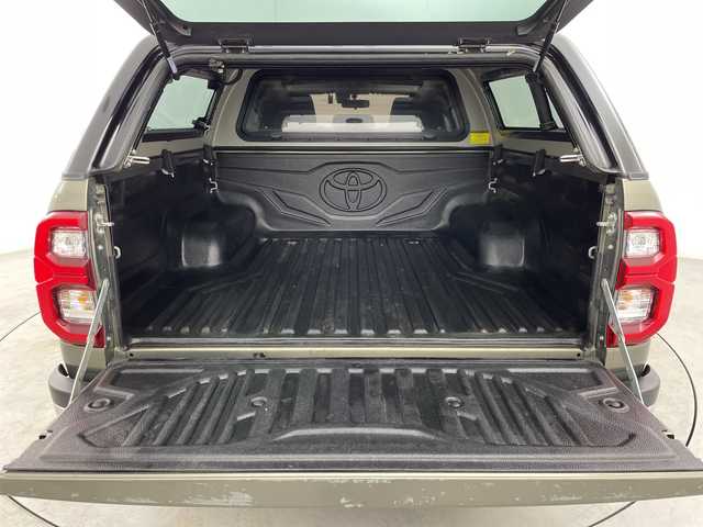 トヨタ ハイラックス Z 群馬県 2023(令5)年 4.1万km オキサイドブロンズM ４ＷＤ　キャノピー　純正ベッドライナー　純正ナビ　バックカメラ　ＥＴＣ　ドラレコ　衝突被害軽減ブレーキ　レーンアシスト　クリアランスソナー　クルーズコントロール　ＬＥＤヘッドライト　フォグランプ　禁煙