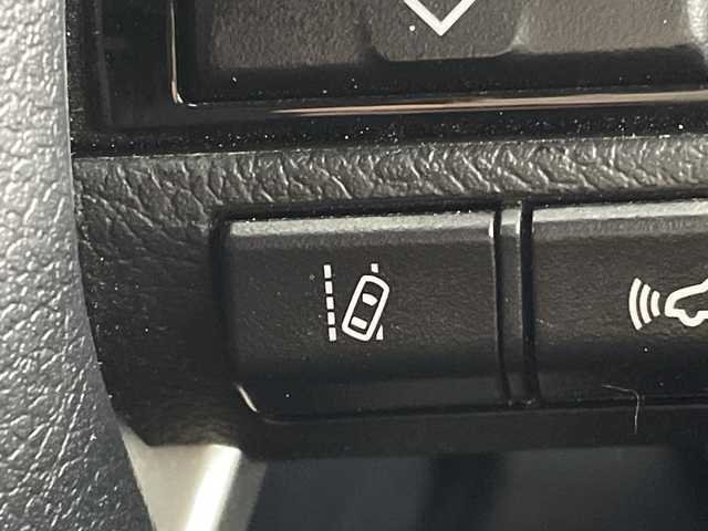 トヨタ ハイラックス Z 群馬県 2023(令5)年 4.1万km オキサイドブロンズM ４ＷＤ　キャノピー　純正ベッドライナー　純正ナビ　バックカメラ　ＥＴＣ　ドラレコ　衝突被害軽減ブレーキ　レーンアシスト　クリアランスソナー　クルーズコントロール　ＬＥＤヘッドライト　フォグランプ　禁煙