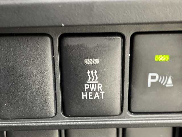 トヨタ ハイラックス Z 群馬県 2023(令5)年 4.1万km オキサイドブロンズM ４ＷＤ　キャノピー　純正ベッドライナー　純正ナビ　バックカメラ　ＥＴＣ　ドラレコ　衝突被害軽減ブレーキ　レーンアシスト　クリアランスソナー　クルーズコントロール　ＬＥＤヘッドライト　フォグランプ　禁煙