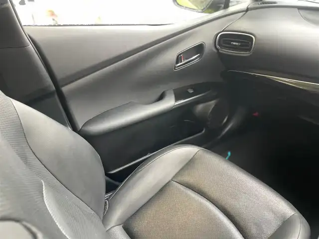 トヨタ プリウス A プレミアム 愛知県 2019(令1)年 4.5万km サーモテクトライムグリーン /当店買取/法人1オーナー/OPエアロ//純正9インチナビNSZT-Y68T//フルセグTV/CD/DVD/SD/Bluetooth/USB//バックカメラ//LEDヘッド/AHB//PCS/BSM/LDA/RCTA/Pソナー/HUD//縦列アシスト/レーダークルーズコントロール//革シート/Pシート/シートヒーター/エアーシート//ビルトインETC//ドラレコ//ISOFIX//保証書/取説/ナビ取説/スペアキー//リコールNo4542実施済2019/08/23//ディーラー記録簿R346年