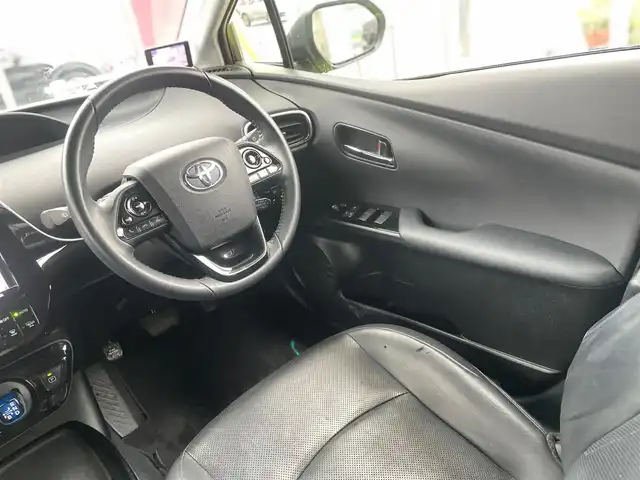 トヨタ プリウス A プレミアム 愛知県 2019(令1)年 4.5万km サーモテクトライムグリーン /当店買取/法人1オーナー/OPエアロ//純正9インチナビNSZT-Y68T//フルセグTV/CD/DVD/SD/Bluetooth/USB//バックカメラ//LEDヘッド/AHB//PCS/BSM/LDA/RCTA/Pソナー/HUD//縦列アシスト/レーダークルーズコントロール//革シート/Pシート/シートヒーター/エアーシート//ビルトインETC//ドラレコ//ISOFIX//保証書/取説/ナビ取説/スペアキー//リコールNo4542実施済2019/08/23//ディーラー記録簿R346年