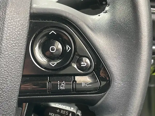 トヨタ プリウス A プレミアム 愛知県 2019(令1)年 4.5万km サーモテクトライムグリーン /当店買取/法人1オーナー/OPエアロ//純正9インチナビNSZT-Y68T//フルセグTV/CD/DVD/SD/Bluetooth/USB//バックカメラ//LEDヘッド/AHB//PCS/BSM/LDA/RCTA/Pソナー/HUD//縦列アシスト/レーダークルーズコントロール//革シート/Pシート/シートヒーター/エアーシート//ビルトインETC//ドラレコ//ISOFIX//保証書/取説/ナビ取説/スペアキー//リコールNo4542実施済2019/08/23//ディーラー記録簿R346年