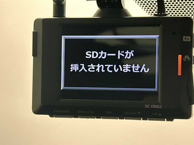 トヨタ プリウス A ツーリングセレ ブラックED 三重県 2021(令3)年 1.1万km プレシャスブラックパール 禁煙車/純正9インチナビ/・Bluetooth・USB・AM/FM/バックカメラ/前席シートヒーター/運転席パワーシート/トヨタセーフティセンス/・レーントレーシングアシスト/・プリクラッシュセーフティ/・レーダークルーズコントロール/・オートマチックハイビーム/・ロードサインアシスト/クリアランスソナー/ブラインドスポットモニター/ヘッドアップディスプレイ/先行車発進お知らせ/パーキングサポートブレーキ/ステアリングスイッチ/革巻きステアリング/前後ドライブレコーダー/ビルトインETC/LEDヘッドライト（オートライト）/フォグライト/スマートキー/プッシュスタート/取扱説明書