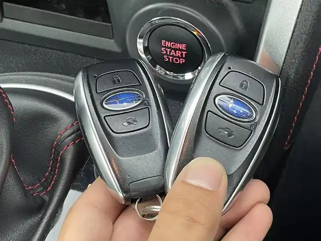 スバル ＢＲＺ S 群馬県 2015(平27)年 7.8万km WRブルーパール 純正リアスポイラー/＝＝＝＝＝/carrozzeria7インチナビ/・AM/FM/CD/DVD/SD/Bluetooth/フルセグTV/バックカメラ/パドルシフト/革巻きステアリング/純正17インチアルミホイール/クルーズコントロール