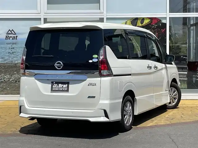 日産 セレナ ハイウェイスター プロパイロットED 長野県 2016(平28)年 6.5万km ブリリアントホワイトパール ワンオーナー/純正ナビ/プロパイロット/フルセグTV/バックカメラ/純正フリップダウンモニター/ドライブレコーダー/両側パワースライドドア/前席シートヒーター/アルミ付スタッドレスタイヤ積込/LEDヘッドライト