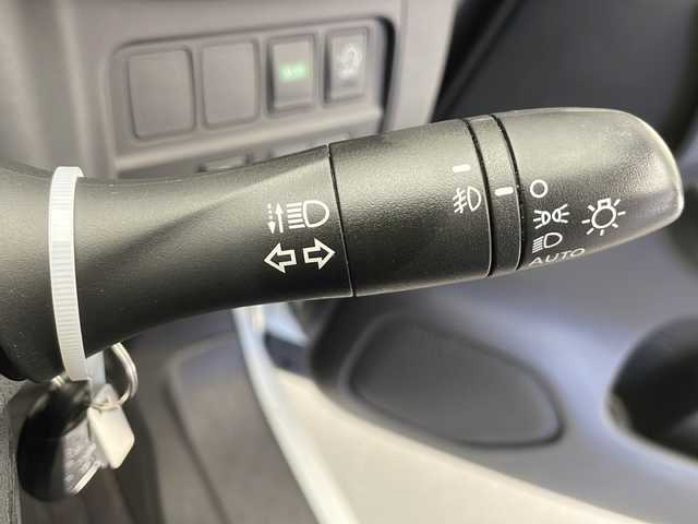 日産 セレナ ハイウェイスター プロパイロットED 長野県 2016(平28)年 6.5万km ブリリアントホワイトパール 4WD/ワンオーナー/純正ナビ/安全装備/・車線逸脱警報/・車線逸脱防止支援/・エマージェンシーブレーキ/・標識検知/・前後ソナー/プロパイロット/・追従式クルーズコントロール/・ステアリング支援/W+サイド+カーテンエアバッグ/プッシュスタート/100V充電/D+N席シートヒーター/両側パワースライドドア/オートライト/LEDヘッドライト/電子パーキングブレーキ/オートホールド/電格ミラー/革巻きステアリング/ステアリングスイッチ/ECOモード/セカンドシートテーブル/純正前方ドライブレコーダー/純正フリップダウンモニター/純正ビルトインETC/純正フロアマット/純正15インチアルミホイール/純正アルミ付きスタッドレスタイヤ4本車載/スマートキー/ドアバイザー/保証書