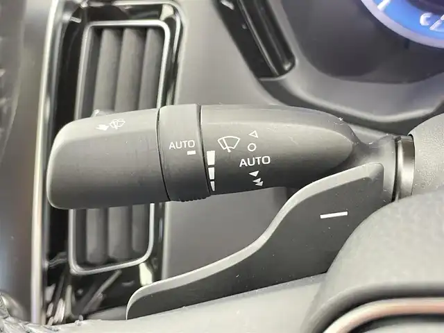 トヨタ クラウン ハイブリッド RS アドバンス 千葉県 2020(令2)年 5.4万km ホワイトパールクリスタルシャイン 禁煙車/サンルーフ/純正ナビ/フルセグTV　Bluetooth　CD/バックカメラ/全方位カメラ/ビルトインETC2.0/オートライト/オートハイビーム/パワーシート/メモリーシート/シートヒーター/ハンドルヒーター/トヨタセーフティセンス/・ブラインドスポットモニター/・衝突軽減ブレーキ/・レーンキープアシスト/・クリアランスソナー/・レーダークルーズコントロール/・パーキングサポートブレーキ/コーナーセンサー/電子パーキング/ブレーキホールド/純正アルミホイール/純正フロアマット/ステアリングスイッチ