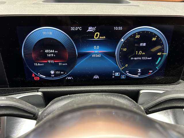 メルセデス・ベンツ Ｍ・ベンツ ＧＬＢ２００ｄ 4マチック AMGライン 千葉県 2022(令4)年 5万km コスモスブラック ＡＭＧレザーエクスクルーシブＰＫＧ　/アドバンスドＰＫＧ　/灰黒革シート　/ＨＵＤ　/ＡＣＣ　/ナビ　/ＴＶ　/Ｂｌｕｅｔｏｏｔｈ接続　/３６０°アクティブパーキング　/シートＨ　/電動リアゲート　/衝突軽減Ｂ　/ＢＳＭ
