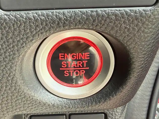 ホンダ Ｎ ＢＯＸ カスタム G L ターボ ホンダセンシング 岩手県 2018(平30)年 9.8万km ミラノレッド Ｇ・Ｌターボホンダセンシング　ナビ　Ｂｌｕｅｔｏｏｔｈ　ＵＳＢポート　ミュージックサーバー　バックカメラ　ＥＴＣ車載器　両側パワースライドドア　スマートキー　ＬＥＤヘッドライト　衝突軽減ブレーキ