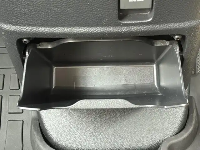 ホンダ Ｎ ＢＯＸ カスタム G L ターボ ホンダセンシング 岩手県 2018(平30)年 9.8万km ミラノレッド Ｇ・Ｌターボホンダセンシング　ナビ　Ｂｌｕｅｔｏｏｔｈ　ＵＳＢポート　ミュージックサーバー　バックカメラ　ＥＴＣ車載器　両側パワースライドドア　スマートキー　ＬＥＤヘッドライト　衝突軽減ブレーキ