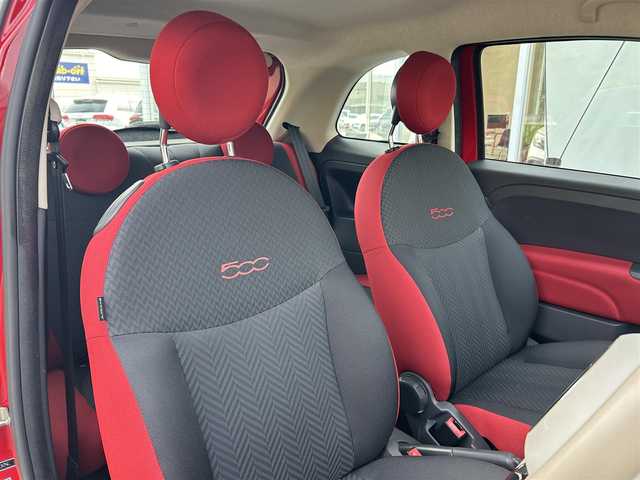 フィアット ５００ 1．2 ポップ 福岡県 2017(平29)年 3万km 赤 社外メモリナビ　/フルセグTV/Ｂｌｕｅｔｏｏｔｈ　/バックカメラ　/ＣＤ　/ＤＶＤ　/ＵＳＢ　/ＡＵＸ　/シティモード　/ＨＩＤライト　/ステアリングスイッチ　/アイドリングストップ　/純正フロアマット　/ドライブレコーダー/ＥＴＣ/取扱説明書/保証書