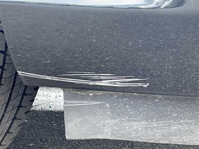 トヨタ アクア G 岡山県 2016(平28)年 3.7万km ブラックマイカ 登録時走行距離36448km/社外7インチナビ/ワンセグTV(AM.FM.CD.DVD.TV.BT)/バックカメラ/ETC/ドライブレコーダー/衝突軽減ブレーキ/クルーズコントロール/レーンキープアシスト/横滑り防止装置/オートライト/オートマチックハイビーム/アイドリングストップ/純正フロアマット/純正LEDライト