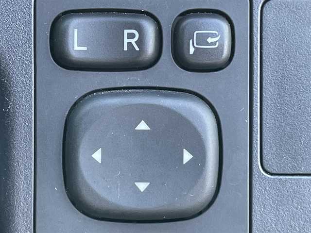 トヨタ アクア G 岡山県 2016(平28)年 3.7万km ブラックマイカ 登録時走行距離36448km/社外7インチナビ/ワンセグTV(AM.FM.CD.DVD.TV.BT)/バックカメラ/ETC/ドライブレコーダー/衝突軽減ブレーキ/クルーズコントロール/レーンキープアシスト/横滑り防止装置/オートライト/オートマチックハイビーム/アイドリングストップ/純正フロアマット/純正LEDライト